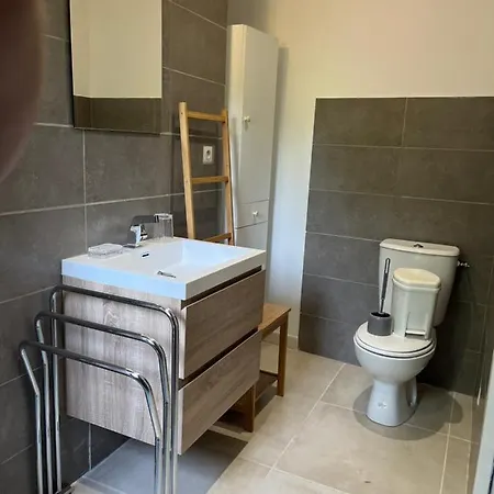 Holiday home Cabanon Entoure De Montagnes Et D'oliviers