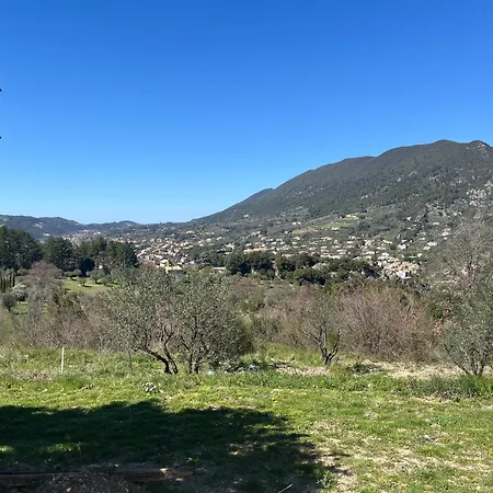 Holiday home Cabanon Entoure De Montagnes Et D'oliviers *