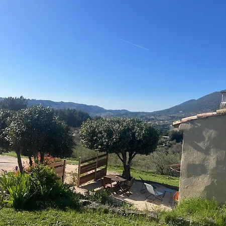 بيت للعطل Cabanon Entoure De Montagnes Et D'oliviers نييون